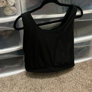 Fabletics medium intensity sports bra